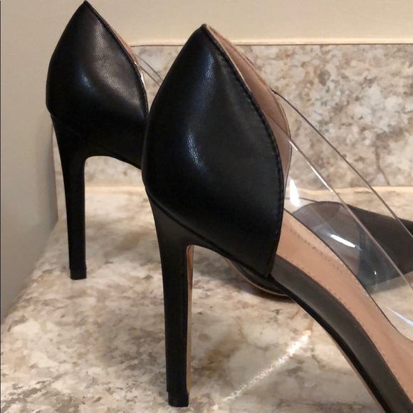 BCBG PUMPS - Picture 3 of 7